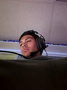 Snapshot of StrokingDaddy4 chatting on 09-15-25, 10:15 StrokingDaddy4 online show from 09-15-25, 10:15