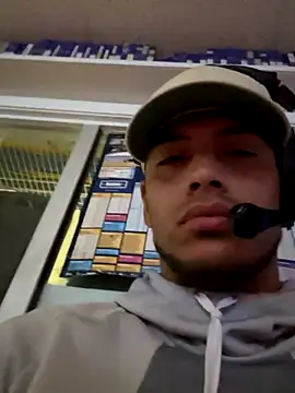 Snapshot of StrokingDaddy4 chatting on 09-22-25, 10:28 StrokingDaddy4 online show from 09-22-25, 10:28