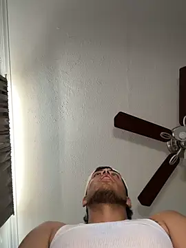 Snapshot of StrokingDaddy4 chatting on 10-21-25, 10:10 StrokingDaddy4 online show from 10-21-25, 10:10