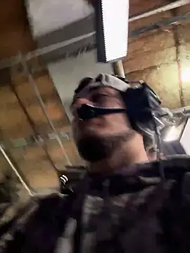 Snapshot of StrokingDaddy4 chatting on 11-07-25, 11:32 StrokingDaddy4 online show from 11-07-25, 11:32