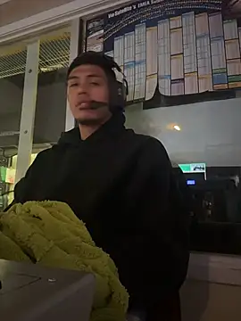 Snapshot of StrokingDaddy4 chatting on 11-28-25, 11:24 StrokingDaddy4 online show from 11-28-25, 11:24