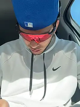 Snapshot of StrokingDaddy4 chatting on 01-11-26, 06:24 StrokingDaddy4 online show from 01-11-26, 06:24