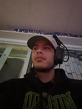 Snapshot of StrokingDaddy4 chatting on 01-14-26, 11:27 StrokingDaddy4 online show from 01-14-26, 11:27