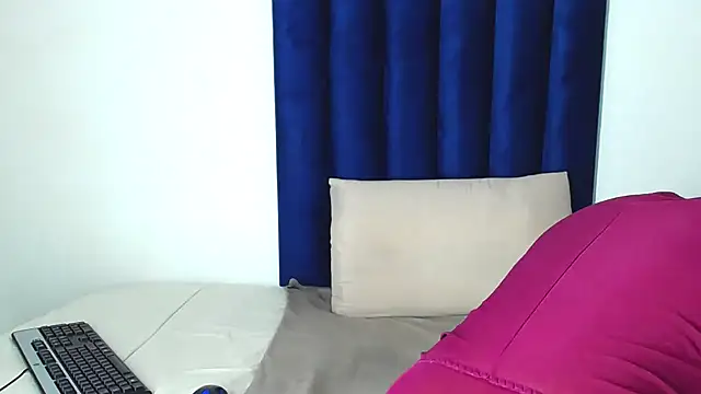 Pinkdollyg online show from 12-02-25, 09:10