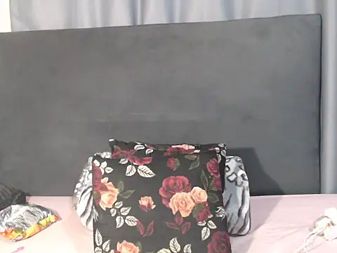 Snapshot of SexyKatLady18 chatting on 07-29-26, 08:29 SexyKatLady18 online show from 07-29-26, 08:29