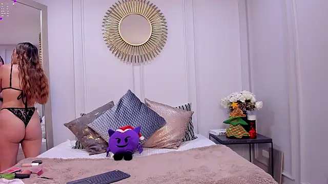 CharlotteBrownn  online show from 12-17-25, 05:02