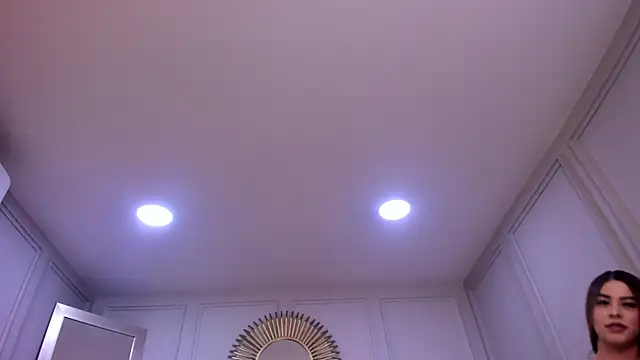 CharlotteBrownn  online show from 12-20-25, 04:52