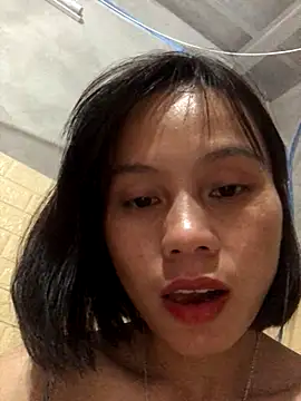 Snapshot of QuingLin chatting on 09-23-25, 03:59 QuingLin online show from 09-23-25, 03:59