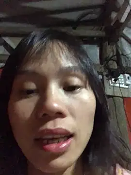 Snapshot of QuingLin chatting on 10-20-25, 01:33 QuingLin online show from 10-20-25, 01:33