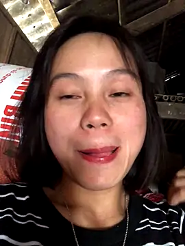 Snapshot of QuingLin chatting on 10-30-25, 07:43 QuingLin online show from 10-30-25, 07:43