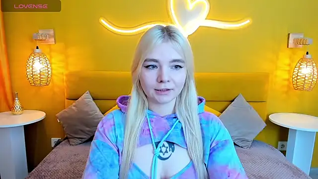 RuthBryant online show from 10-12-25, 12:53