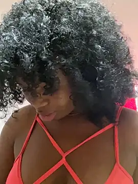 Snapshot of Venuswilds chatting on 09-20-25, 07:04 Venuswilds online show from 09-20-25, 07:04