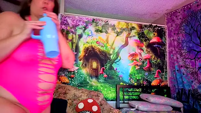 Snapshot of Princess__Kitty__ chatting on 09-20-25, 04:19 Princess  Kitty   online show from 09-20-25, 04:19