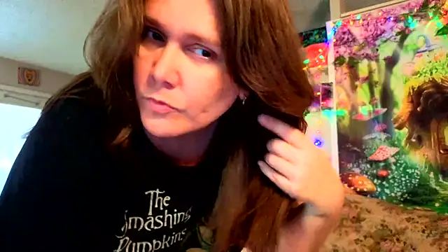 Snapshot of Princess__Kitty__ chatting on 10-08-25, 06:27 Princess  Kitty   online show from 10-08-25, 06:27