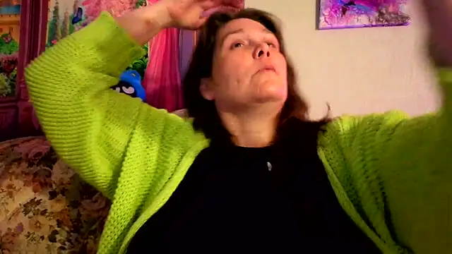 Princess  Kitty   online show from 11-30-25, 10:58