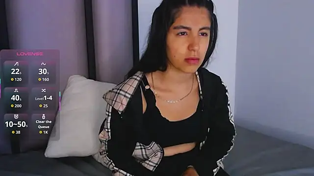 Lucy-23 online show from 09-30-25, 04:39