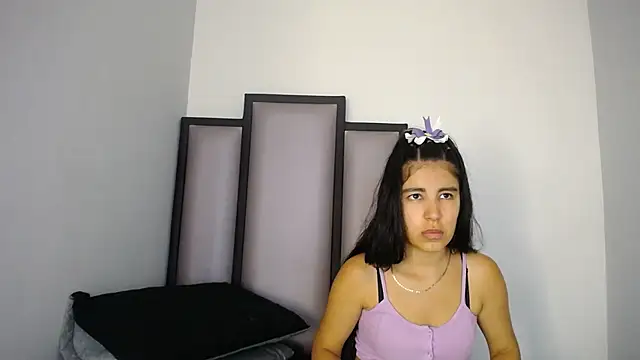 Lucy-23 online show from 10-04-25, 04:32