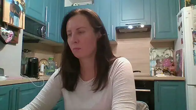 ALICAINWONDERLAND online show from 10-30-25, 08:53