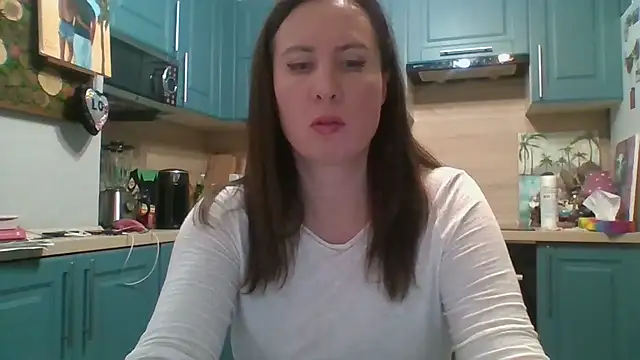 ALICAINWONDERLAND online show from 11-21-25, 04:49