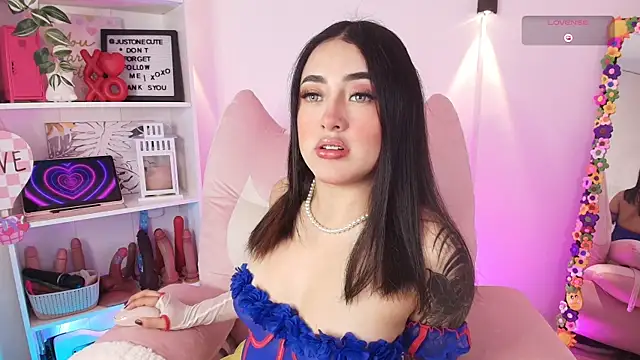 Snapshot of justonecute chatting on 02-16-26, 12:51 justonecute online show from 02-16-26, 12:51