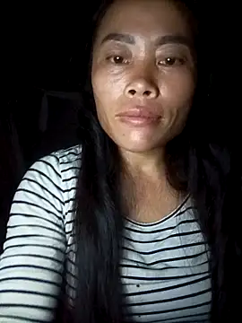 Snapshot of CoMay003 chatting on 10-12-25, 07:35 CoMay003 online show from 10-12-25, 07:35