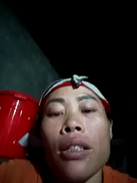 Snapshot of CoMay003 chatting on 10-25-25, 12:13 CoMay003 online show from 10-25-25, 12:13