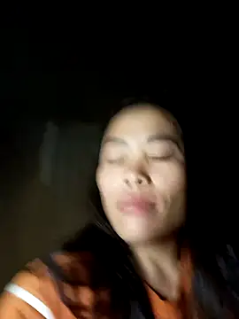 Snapshot of CoMay003 chatting on 12-13-25, 08:47 CoMay003 online show from 12-13-25, 08:47