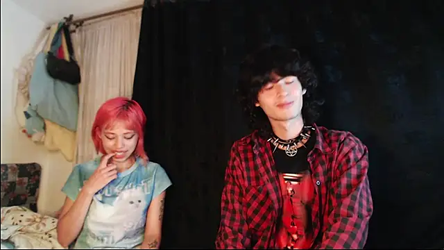 Snapshot of MixiPeach chatting on 06-20-26, 03:53 MixiPeach online show from 06-20-26, 03:53