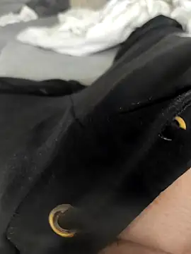 Snapshot of hansvonerotic1 chatting on 10-17-25, 11:35 hansvonerotic1 online show from 10-17-25, 11:35