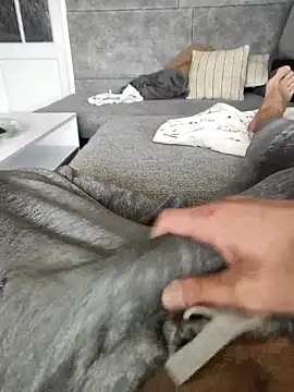 Snapshot of hansvonerotic1 chatting on 10-19-25, 01:34 hansvonerotic1 online show from 10-19-25, 01:34