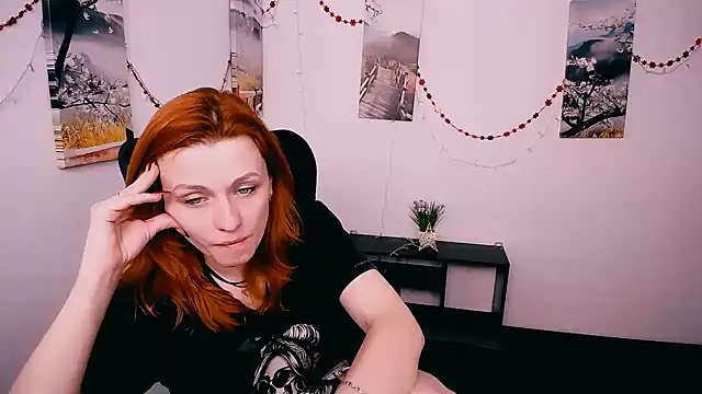 Snapshot of PeppyMia chatting on 02-20-26, 08:05 PeppyMia online show from 02-20-26, 08:05