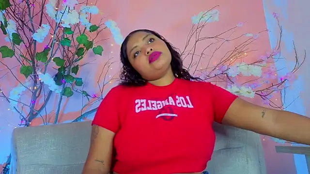 Cristal hott1 online show from 02-19-26, 06:37