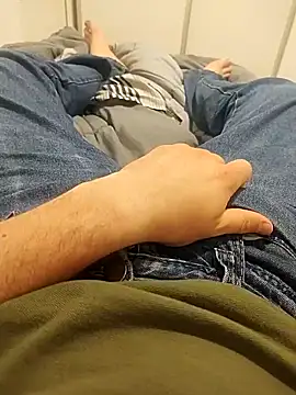 Snapshot of Neperianoo chatting on 10-08-25, 11:13 Neperianoo online show from 10-08-25, 11:13