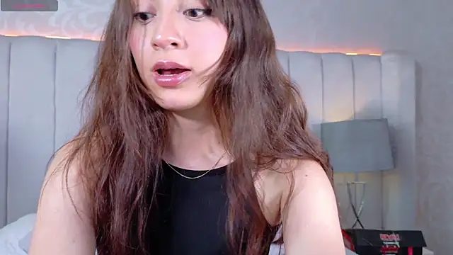 LuluBeerry online show from 10-02-25, 06:37