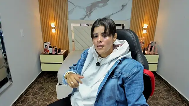 KAROLLJONES1 online show from 11-28-25, 07:38