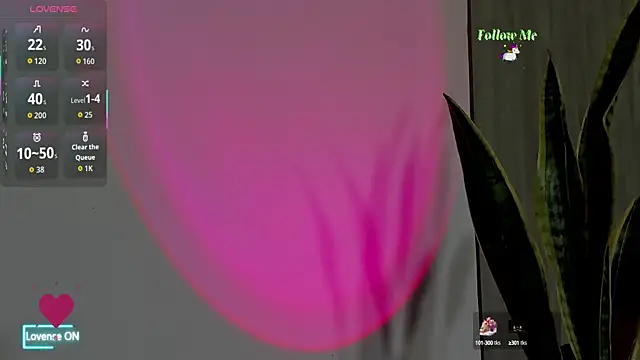 Snapshot of Ice_Princess_ chatting on 10-09-25, 12:14 Ice Princess online show from 10-09-25, 12:14