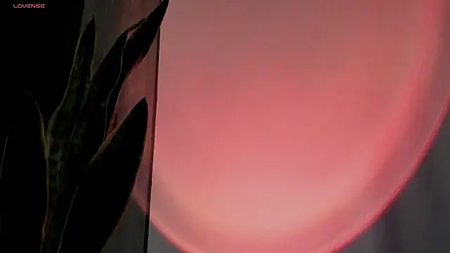 Snapshot of Ice_Princess_ chatting on 10-12-25, 04:22 Ice Princess online show from 10-12-25, 04:22