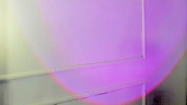 Snapshot of Ice_Princess_ chatting on 11-05-25, 03:12 Ice Princess online show from 11-05-25, 03:12