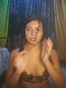 Snapshot of Lulupeach69 chatting on 09-26-25, 12:03 Lulupeach69 online show from 09-26-25, 12:03
