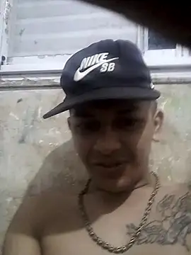 Snapshot of Ariihot chatting on 11-05-25, 05:29 Ariihot online show from 11-05-25, 05:29