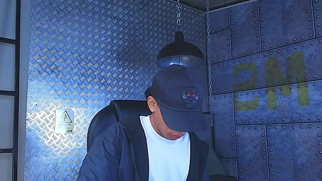 AlanCutee online show from 10-30-25, 11:11