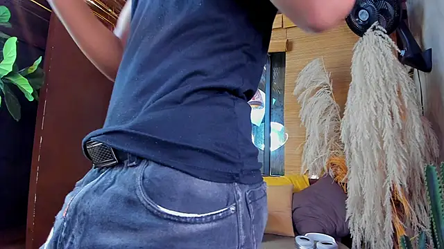 AlanCutee online show from 11-28-25, 11:46