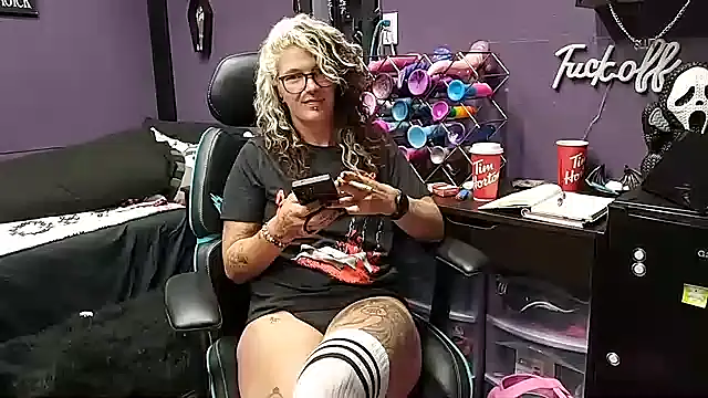 oddywithabody online show from 09-14-25, 08:13