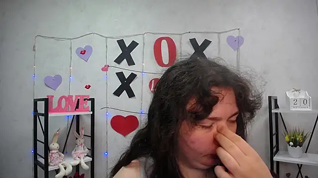 NeonilaLisova online show from 09-20-25, 05:19