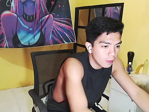 Hunky paul online show from 12-14-25, 03:28