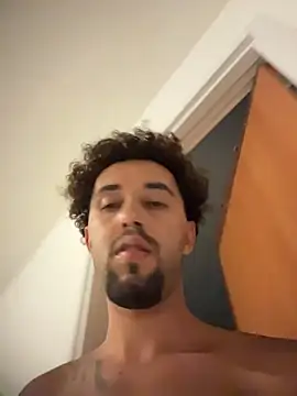 Snapshot of Fumoice chatting on 02-27-26, 03:17 Fumoice online show from 02-27-26, 03:17