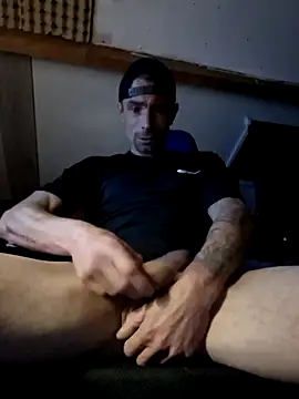 Snapshot of kompiee chatting on 11-02-25, 03:53 kompiee online show from 11-02-25, 03:53