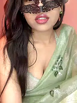 KARISHMA-STRIP online show from 11-04-25, 07:35