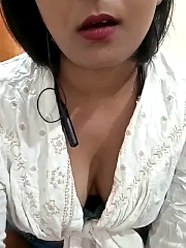 Queen Kushi4 online show from 06-18-26, 06:12