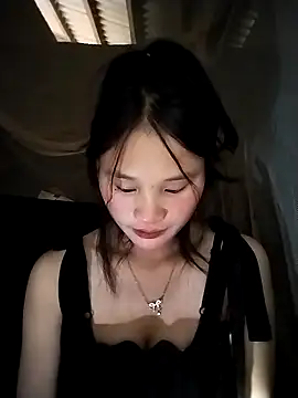 saronla 03 online show from 10-08-25, 06:33